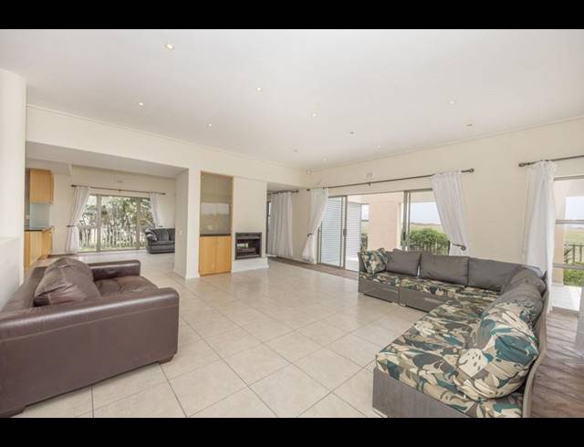 4 BEDROOM HOUSE FOR SALE IN SUNSET LINKS